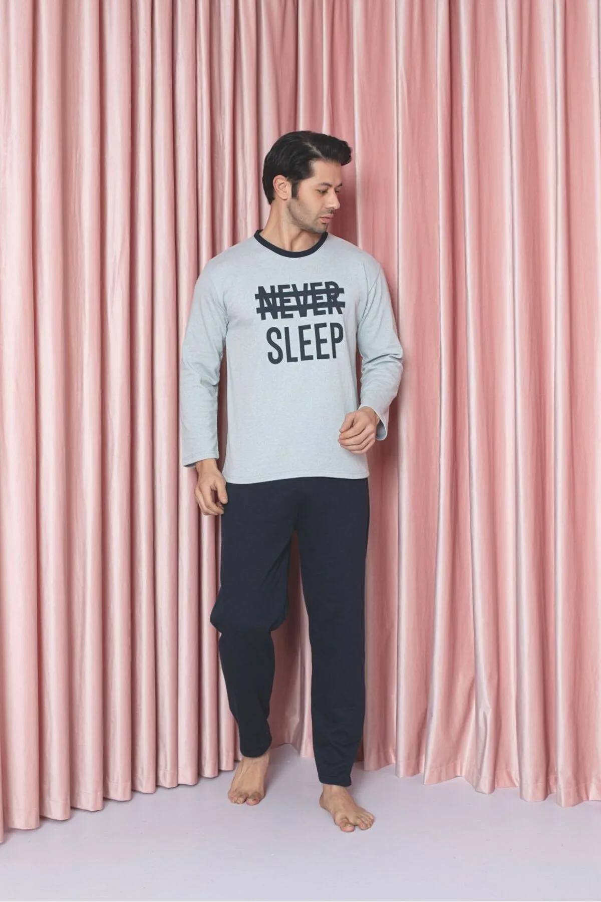 Erkek Uzun Kol Pijama Takımı 2 İplik Şardonlu Kışlık YENİ SEZON GRİ-XL Erkek Uzun Kol Pijama Takımı 2 İplik Şardonlu Kışlık YENİ SEZON GRİ-XL