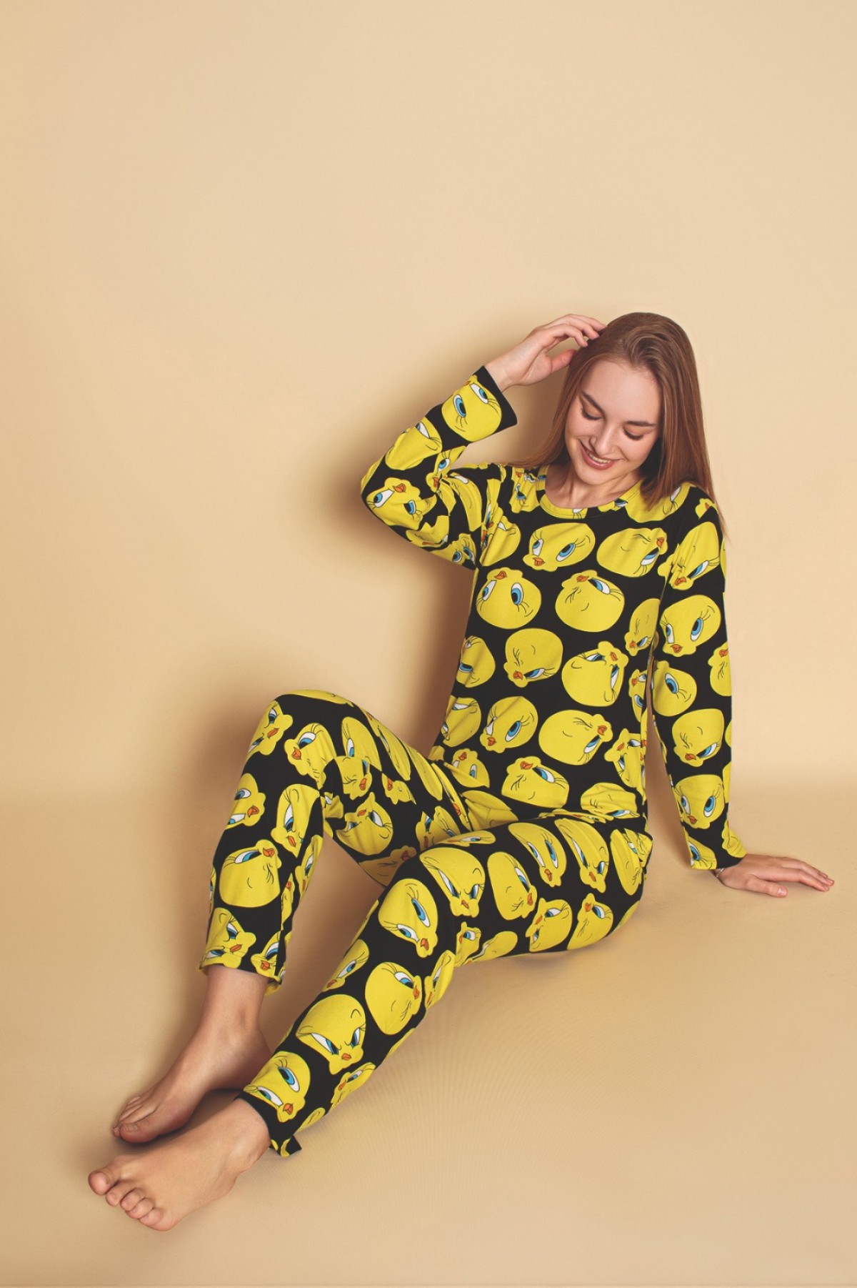 Kadın Sıfır Yaka Baskılı Süet Yumuşak Kumaş Uzun Kollu Pijama Takımı SİYAH-M