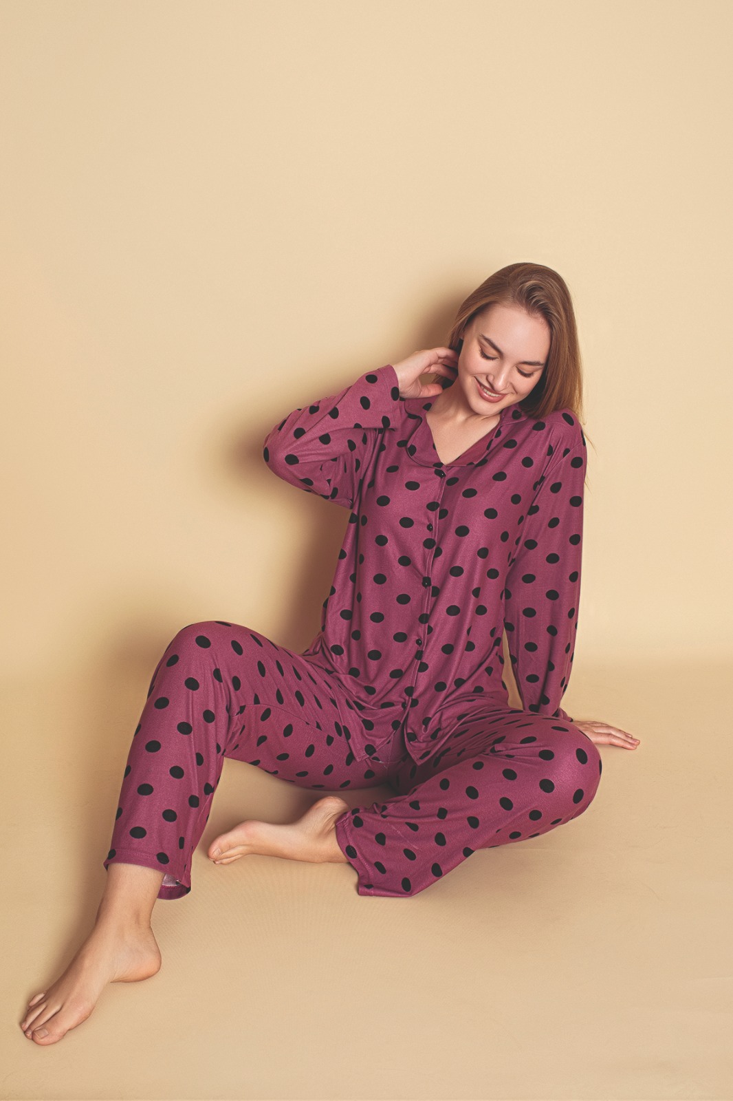 Önden Düğmeli Kadın Pijama Takımı Süet Kumaş MOR-XL Önden Düğmeli Kadın Pijama Takımı Süet Kumaş MOR-XL