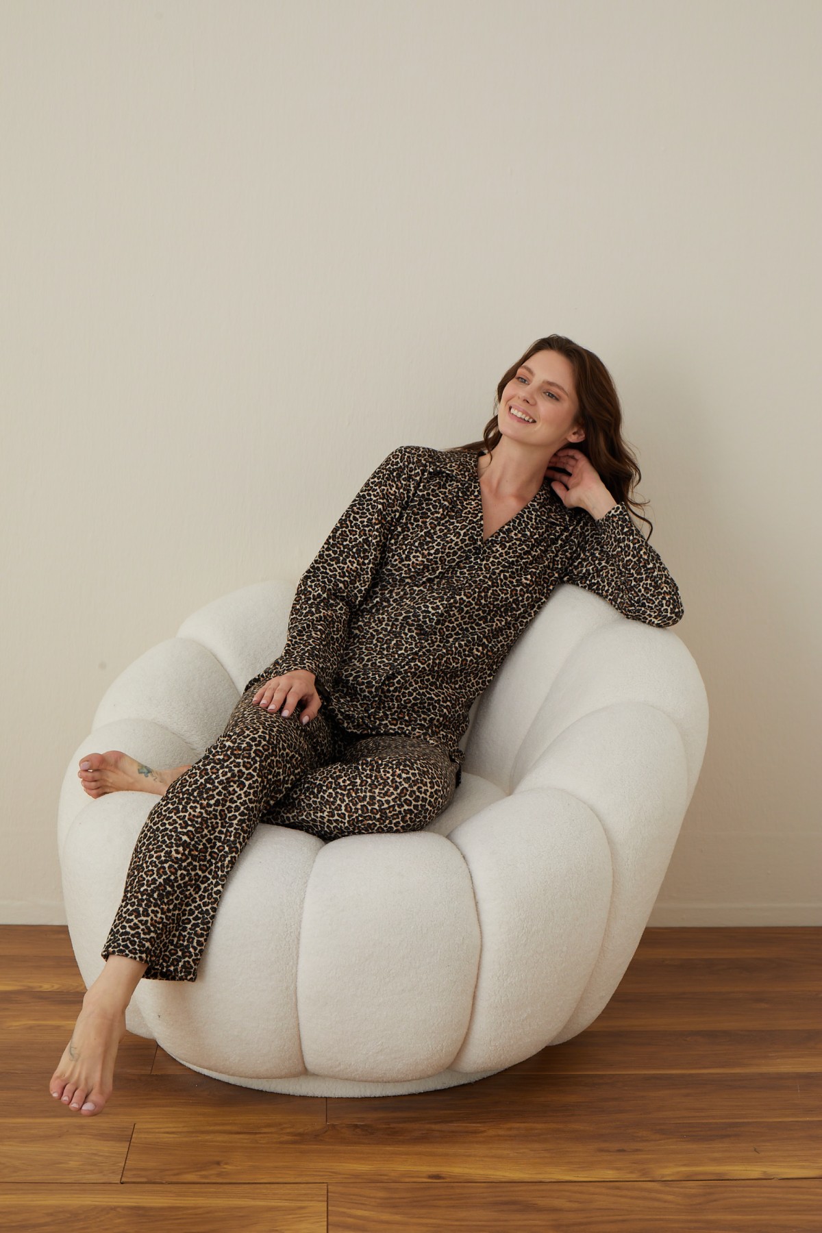 Önden Düğmeli Leopar Desen Kadın Pijama Takımı Süet Kumaş LEOPAR-L