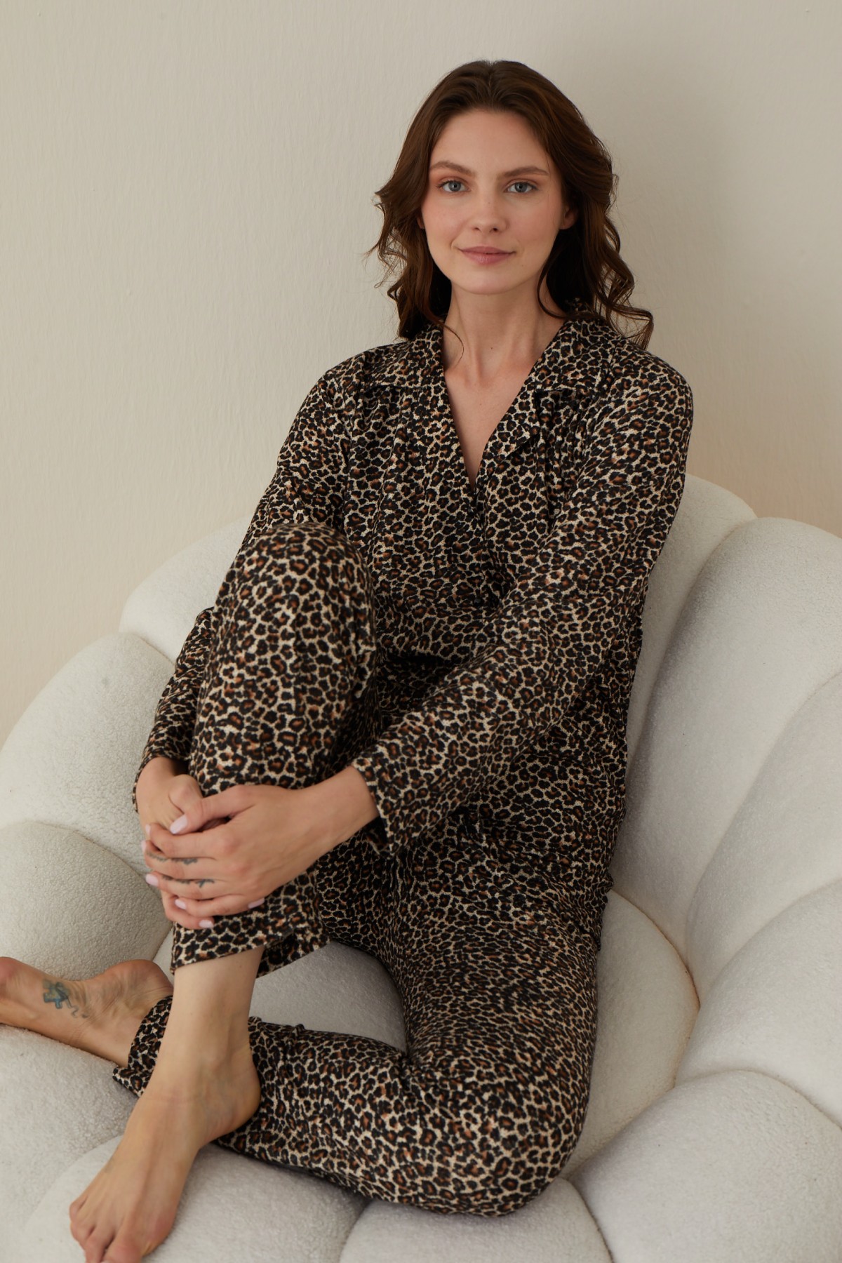 Önden Düğmeli Leopar Desen Kadın Pijama Takımı Süet Kumaş LEOPAR-L
