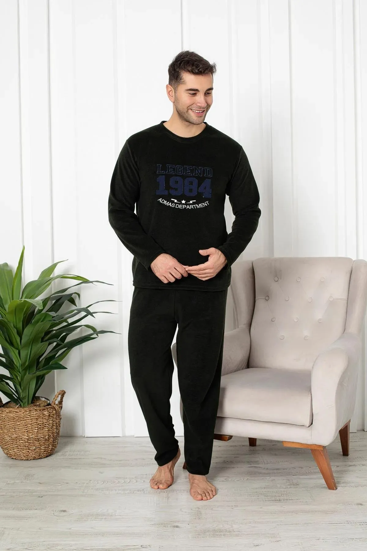 Erkek Sıfır Yaka Polar Pijama Eşofman Takımı