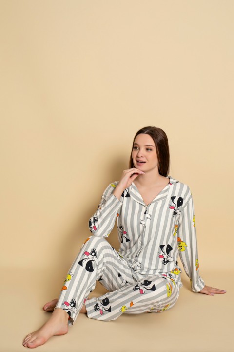 Önden Düğmeli Kadın Pijama Takımı Süet Kumaş GRİ-2XL Önden Düğmeli Kadın Pijama Takımı Süet Kumaş GRİ-2XL