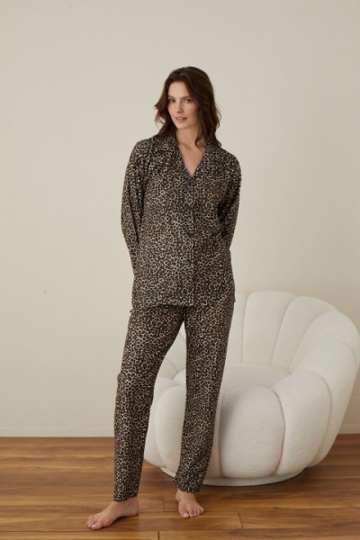 Önden Düğmeli Leopar Desen Kadın Pijama Takımı Süet Kumaş LEOPAR-L