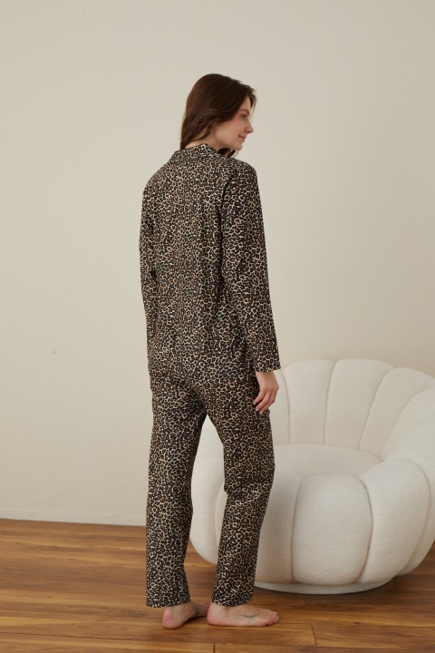 Önden Düğmeli Leopar Desen Kadın Pijama Takımı Süet Kumaş LEOPAR-XL